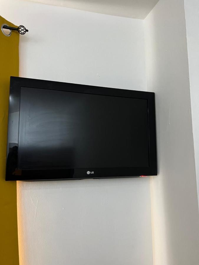 Ground Floor Two Bed Cairo Street Appartement Warrington Buitenkant foto