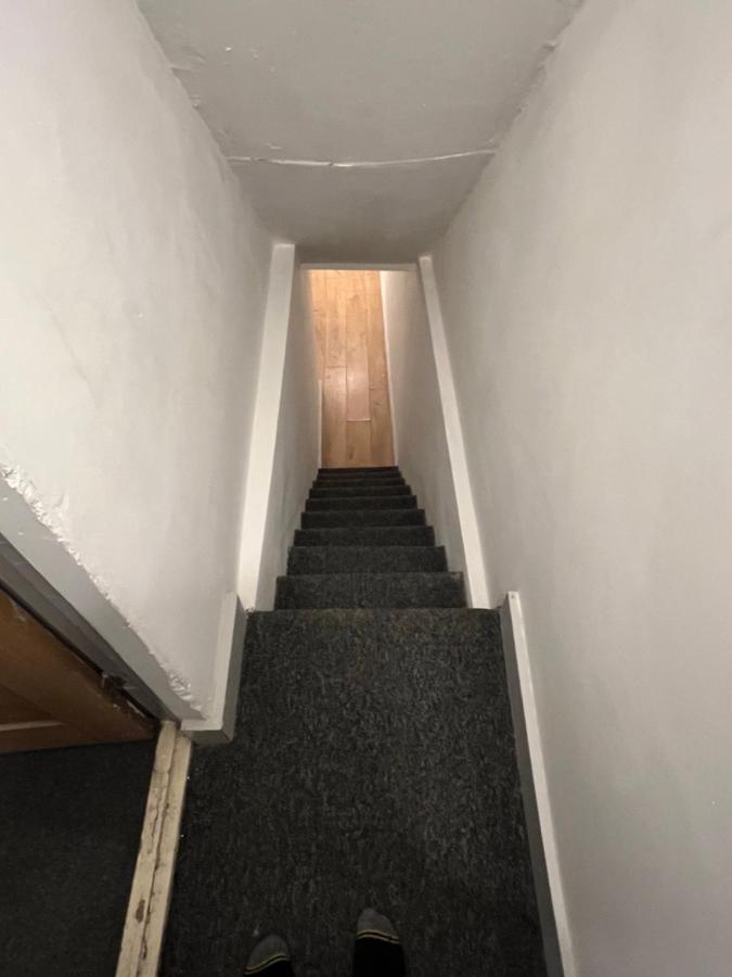 Ground Floor Two Bed Cairo Street Appartement Warrington Buitenkant foto